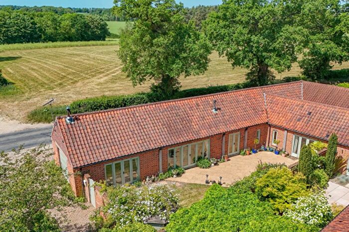 3 Bedroom Barn Conversion For Sale In Dereham Road, Briningham, Norfolk, NR24