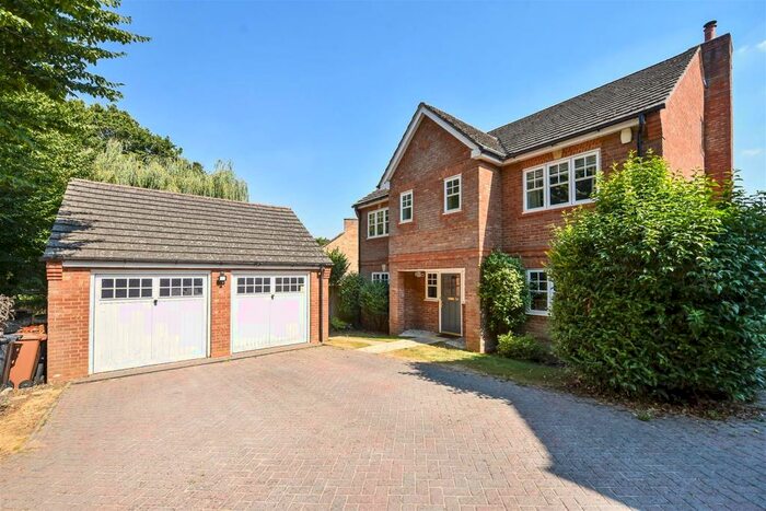 6 Bedroom Detached House For Sale In Montgomery Road, Enham Alamein, Andover, SP11