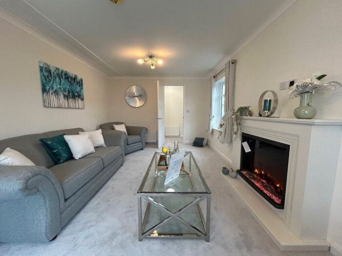 2 Bedroom Park Home For Sale In Cliffs Drive, Sandy Bay Residential Resort, SS8