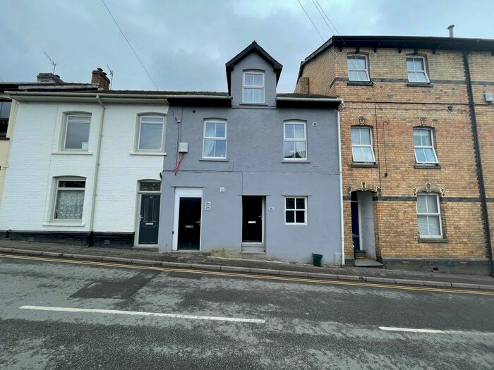 1 Bedroom Flat To Rent In Market Street, Builth Wells, LD2