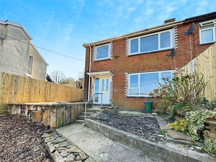 4 Bedroom House To Rent In Glamorgan Street, Mountain Ash, CF45