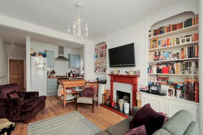 2 Bedroom Flat To Rent In Nascot Street, London W12
