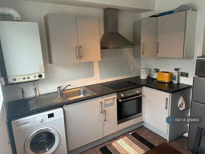 1 Bedroom Flat To Rent In Belmont Lane, Stanmore, HA7