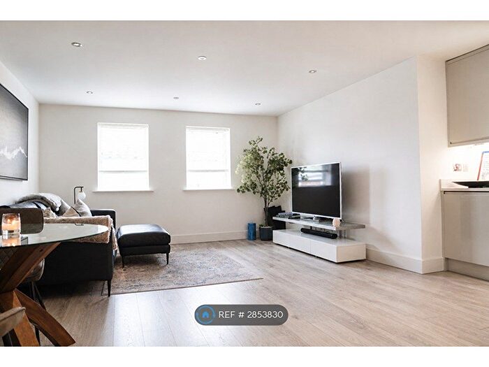 2 Bedroom Flat To Rent In South Park Hill Road, South Croydon, CR2
