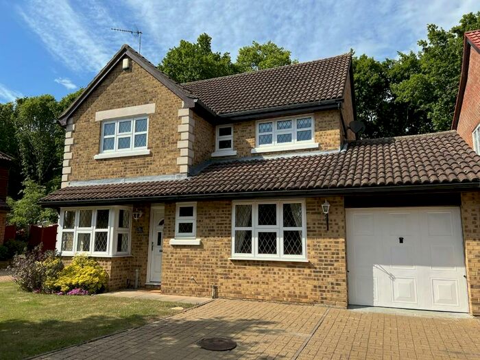 4 Bedroom Detached House To Rent In Roth Drive, Hutton, CM13