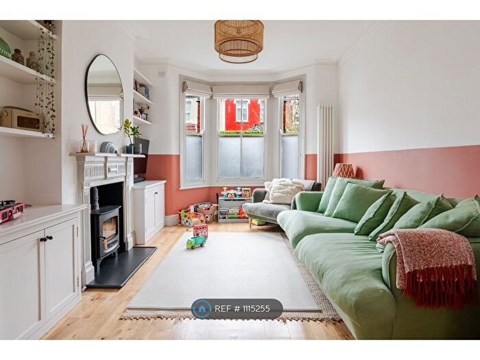 3 Bedroom Terraced House To Rent In Alton Road, London, N17