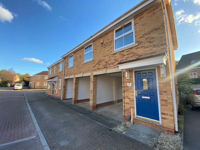 2 Bedroom House To Rent In Emerson Close, Swindon, SN25