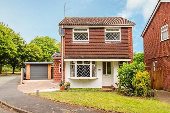 3 Bedroom Detached House For Sale In Albany Drive, Rugeley, WS15