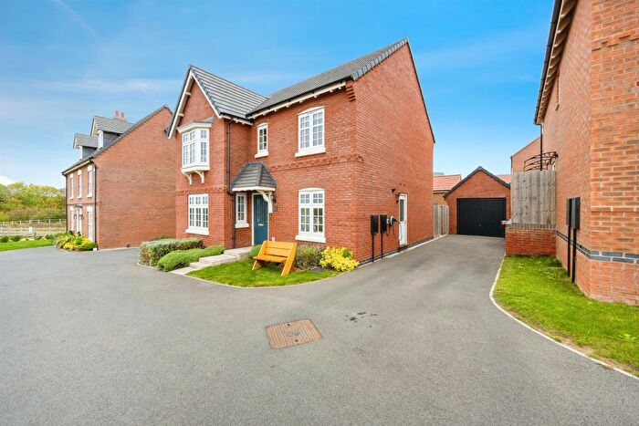 4 Bedroom Detached House For Sale In Crick Close, Hanslope, Milton Keynes, MK19