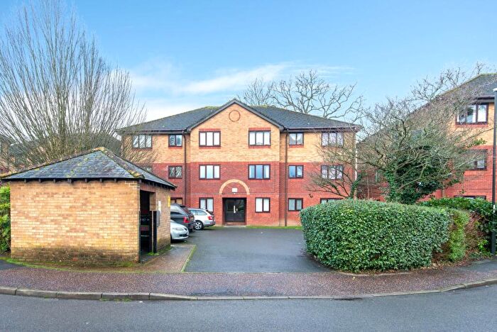 1 Bedroom Terraced House To Rent In Longmere Road, Crawley, RH10