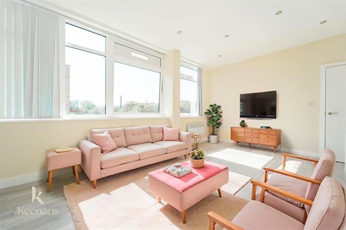 2 Bedroom Flat To Rent In Manchester Road, Burnley, BB11