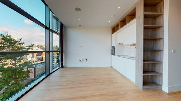 Studio To Rent In Station Road, KT15