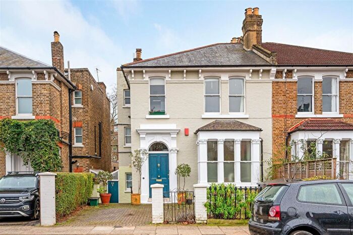 2 Bedroom Flat To Rent In Mercers Road, Tufnell Park, N19