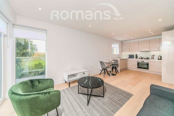 2 Bedroom Apartment To Rent In Green Park, Reading, RG2