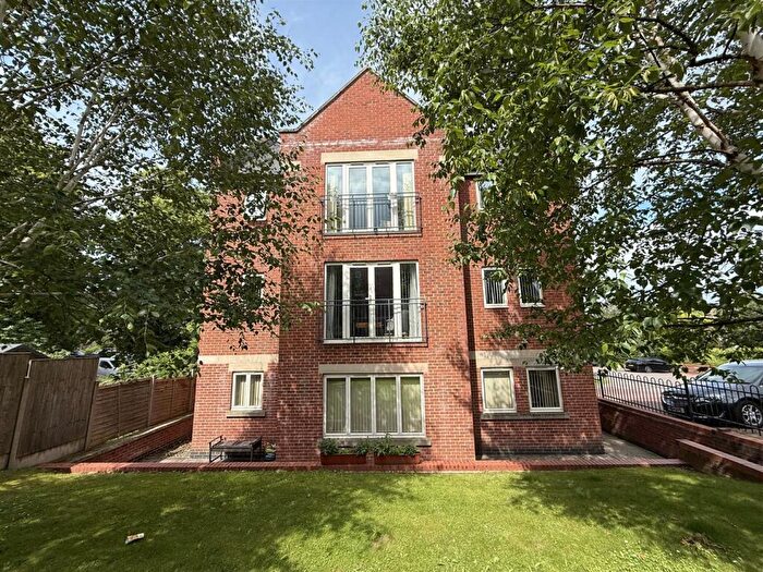 2 Bedroom Apartment For Sale In Derby Road, Belper, DE56
