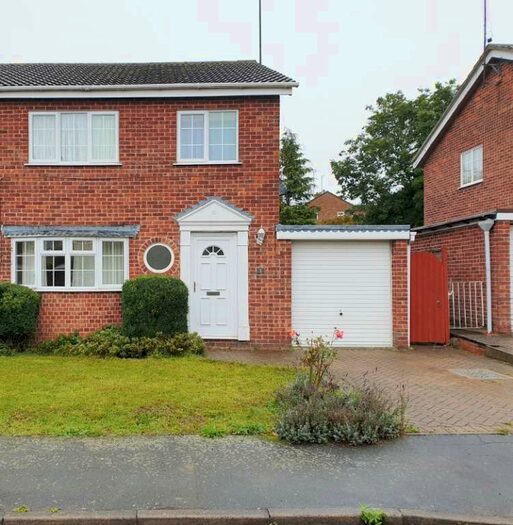 3 Bedroom Property To Rent In Worcester Drive Market Harborough, LE16