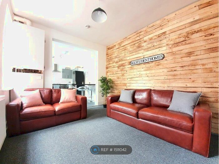 6 Bedroom Terraced House To Rent In Garmoyle Road, Liverpool, L15