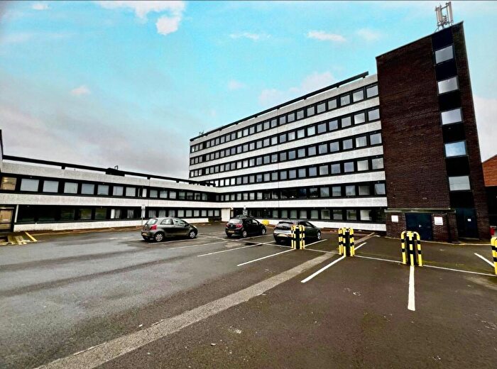 1 Bedroom Flat To Rent In Yeadon House, Green Lane, Yeadon, Leeds, LS19