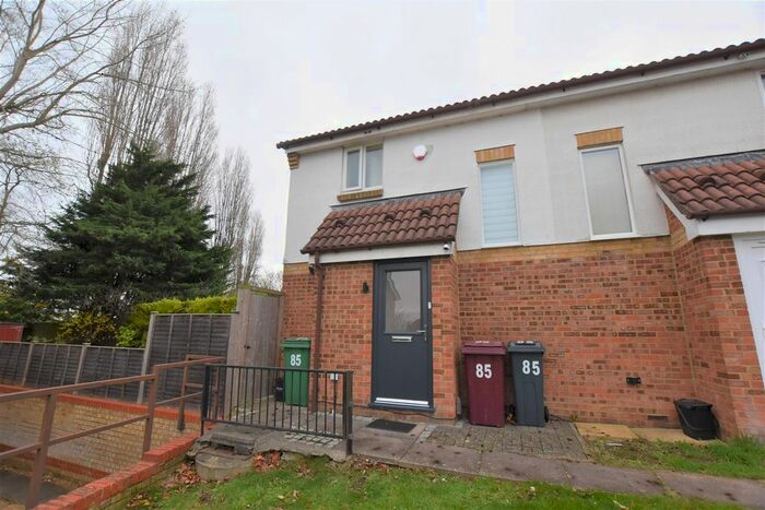 1 Bedroom Semi-Detached House To Rent In Waterloo Rise, Reading RG2