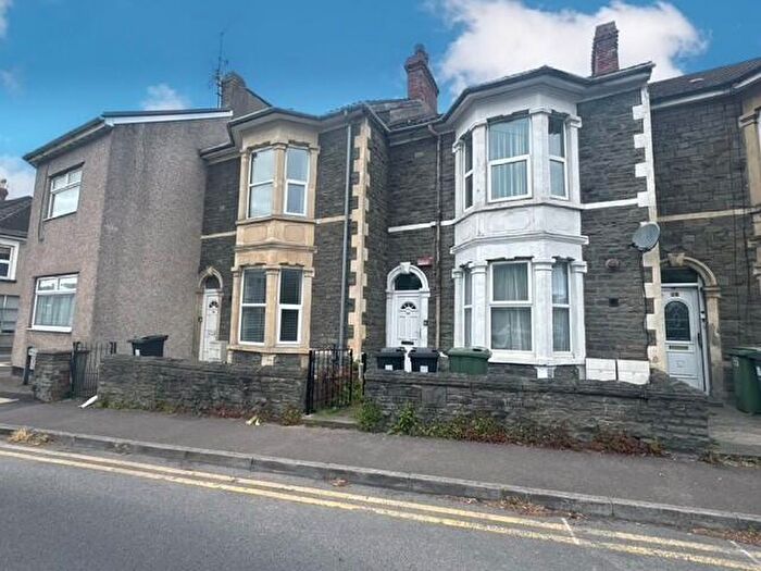 1 Bedroom Flat To Rent In Moravian Road, Kingswood, Bristol, BS15