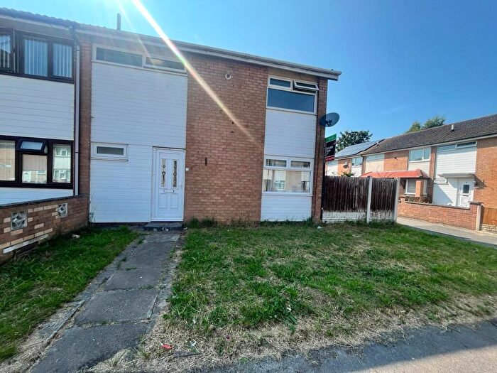 3 Bedroom House To Rent In Kestral Dean, L10