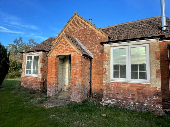 2 Bedroom Bungalow To Rent In Westbrook, Bromham, Chippenham, Wiltshire, SN15