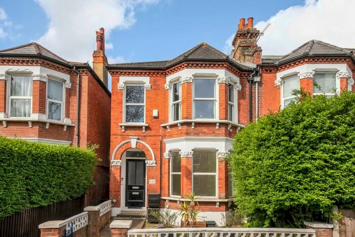 2 Bedroom Apartment To Rent In Newlands Park, Sydenham, London, SE26