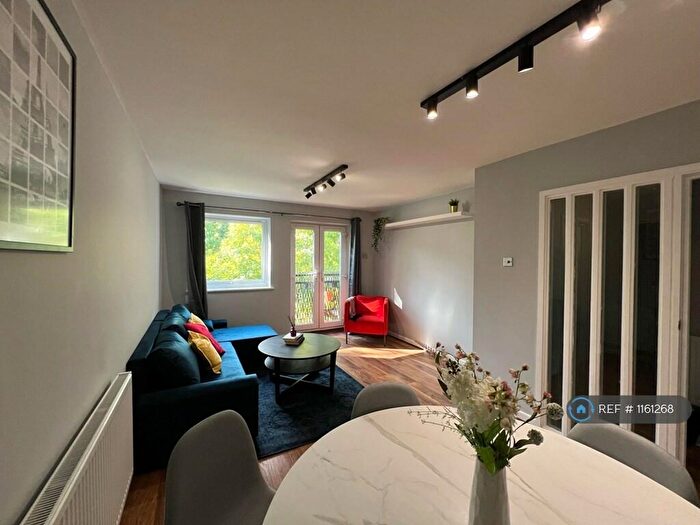 2 Bedroom Flat To Rent In Wembley Park, Wembley, HA9