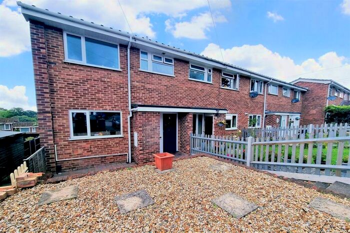 3 Bedroom End Of Terrace House To Rent In Chandlers Ford, SO53