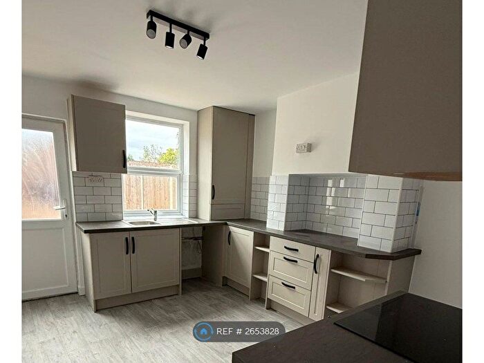 2 Bedroom Terraced House To Rent In Victoria Crescent, Burton-On-Trent, DE14