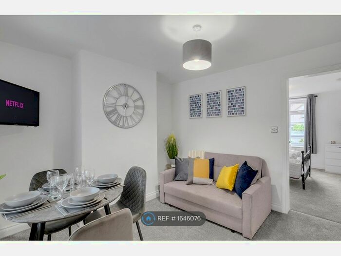 1 Bedroom Flat To Rent In Yarmouth Road, Norwich, NR7