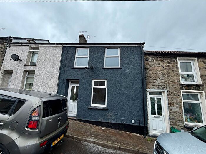 2 Bedroom Terraced House To Rent In High Street, Mountain Ash, CF45
