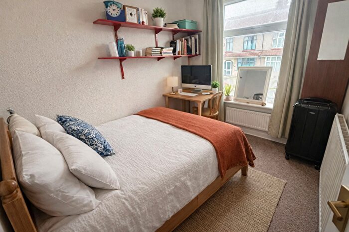 4 Bedroom House To Rent In Sixth Avenue, Bristol, BS7