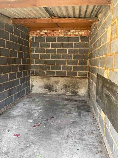 1 Bedroom Flat To Rent In Hempstead Road, Watford, WD17