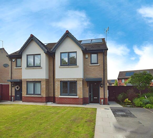 3 Bedroom Property To Rent In Bellfield Avenue, Hull, HU8