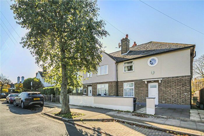 4 Bedroom End Of Terrace House To Rent In Openview, Earlsfield, London, SW18