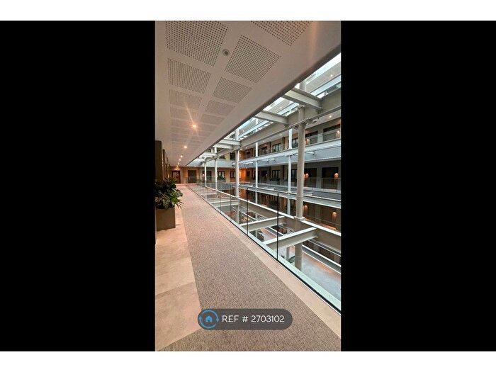 2 Bedroom Flat To Rent In The Factory, Slough, SL1