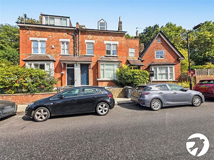 5 Bedroom Semi-Detached House To Rent In Wood Vale, London, SE23