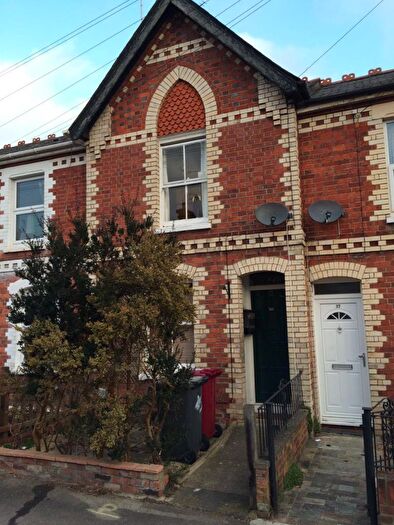2 Bedroom Terraced House To Rent In Freshwater Road, Reading, Berkshire, RG1