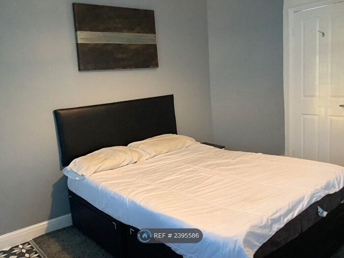 Studio To Rent In St. Georges Road, Hull, HU3