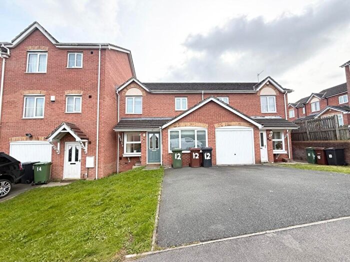 4 Bedroom Terraced House To Rent In Manderston Chase, Armley, Leeds, West Yorkshire, LS12