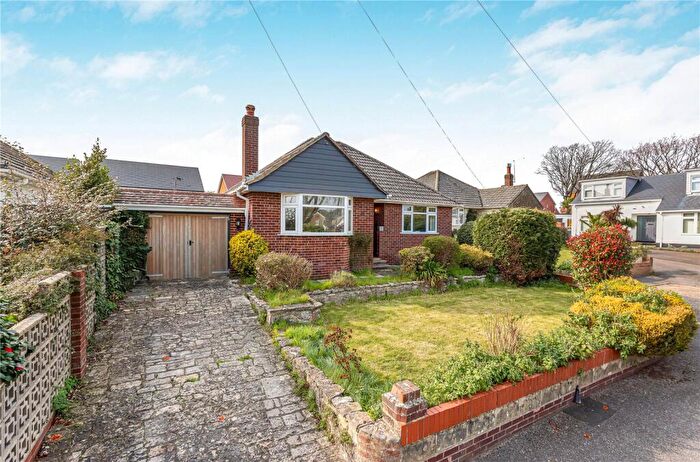 2 Bedroom Bungalow For Sale In Annet Close, Hamworthy, Poole, Dorset, BH15