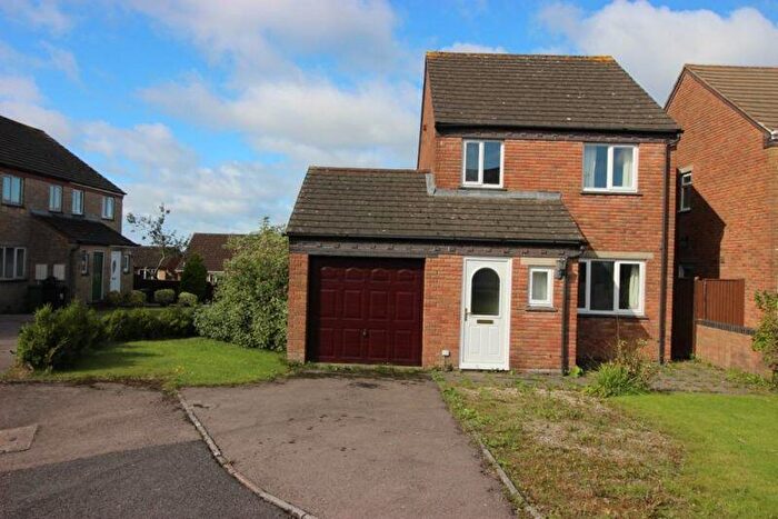 3 Bedroom Detached House For Sale In Double View, Cinderford, GL14