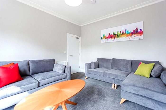 6 Bedroom House To Rent In Lodge Causeway, Bristol, BS16