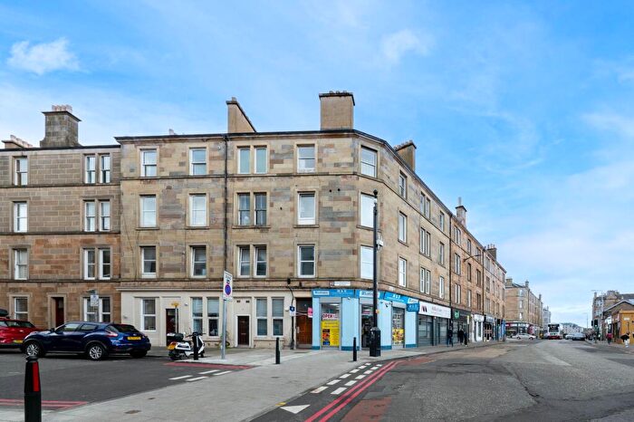 2 Bedroom Flat For Sale In Caledonian Road, Edinburgh, EH11