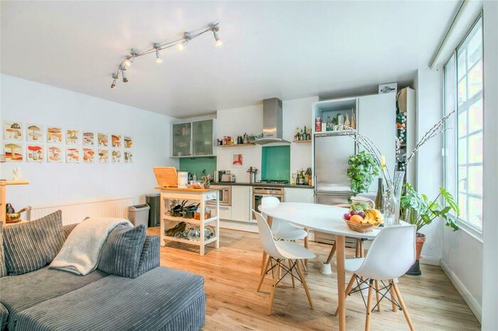 2 Bedroom Apartment To Rent In Myddelton Square, London, EC1R