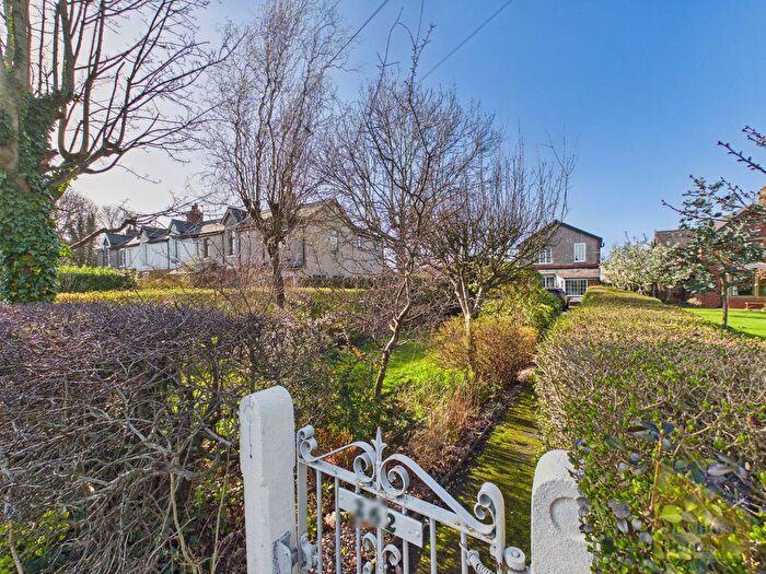 3 Bedroom Detached House For Sale In Liverpool Road, Penwortham, PR1