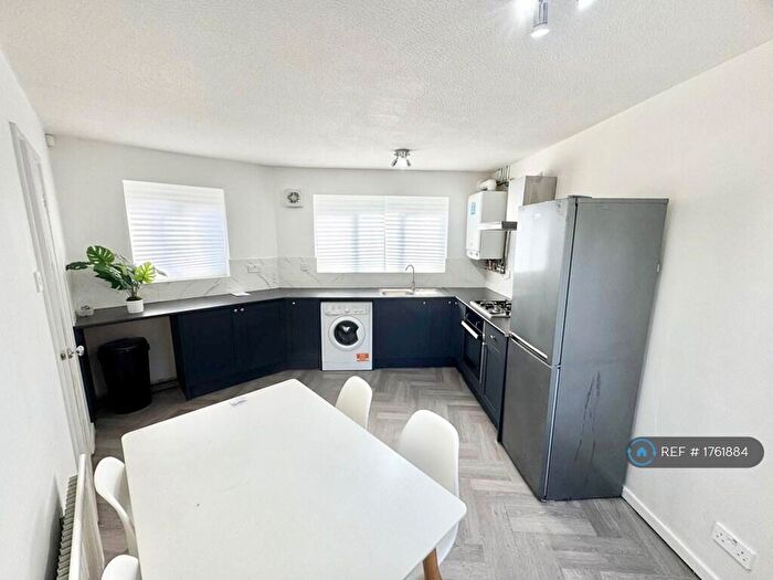 3 Bedroom Semi-Detached House To Rent In Ribston Street, Manchester, M15