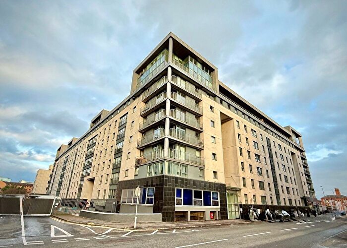 3 Bedroom Flat For Sale In Wallace Street, Glasgow, Glasgow City, G5