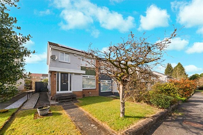3 Bedroom Semi Detached House For Sale In Finglen Gardens, Milngavie, Glasgow, East Dunbartonshire, G62